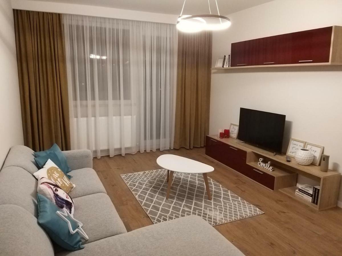 The Best Central View Apartment Oradea Exterior foto