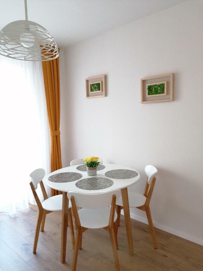 The Best Central View Apartment Oradea Exterior foto