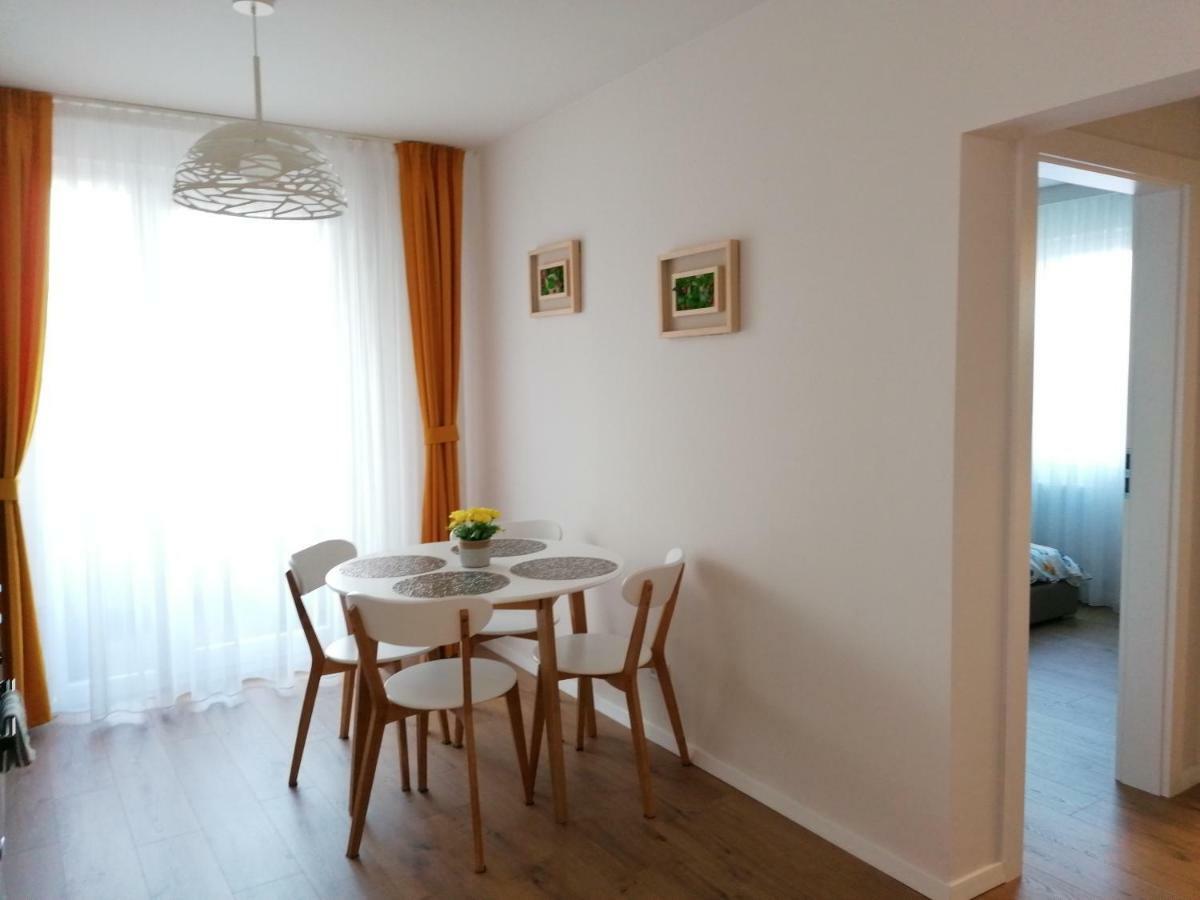 The Best Central View Apartment Oradea Exterior foto
