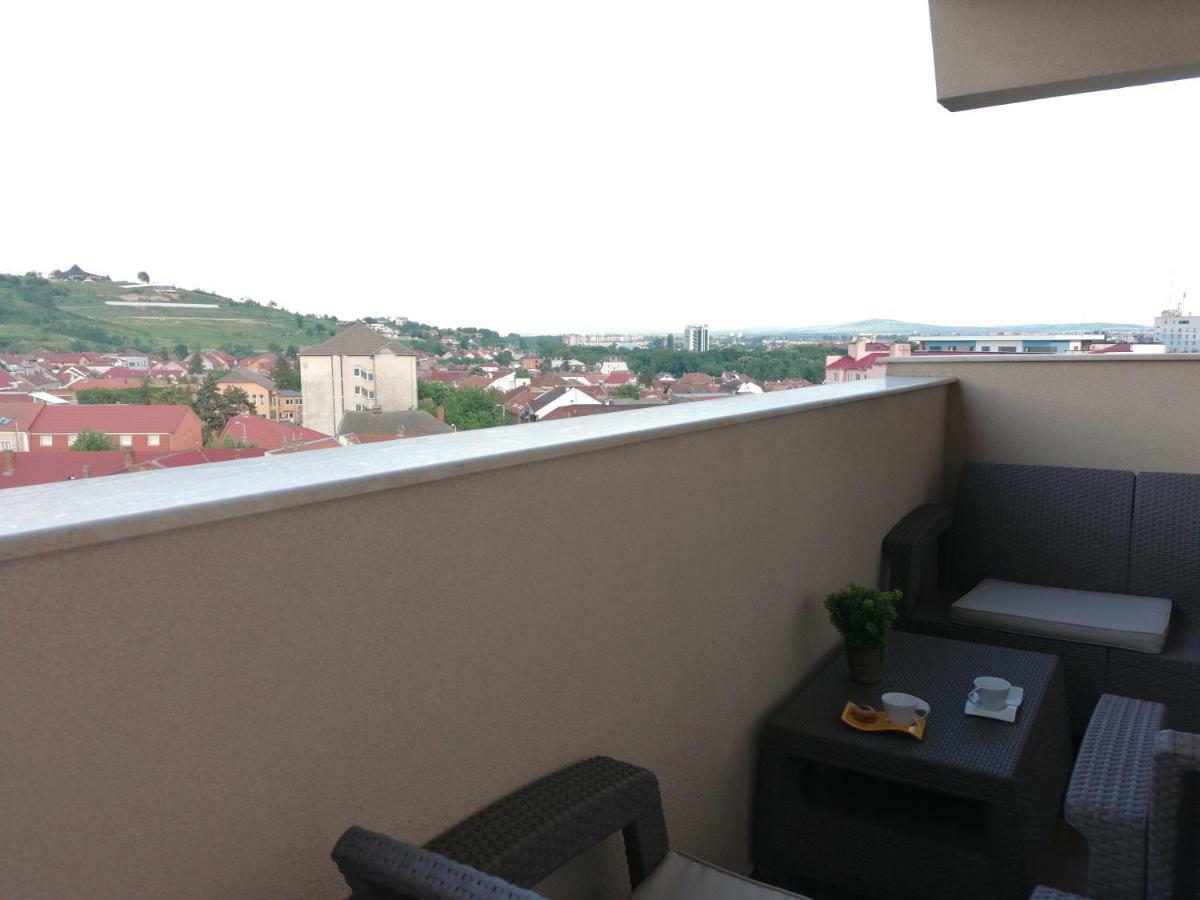 The Best Central View Apartment Oradea Exterior foto